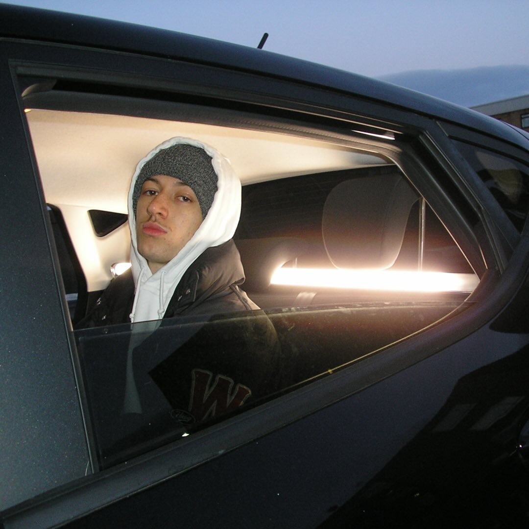 454754915_1912525895887598_1830794408542941883_n